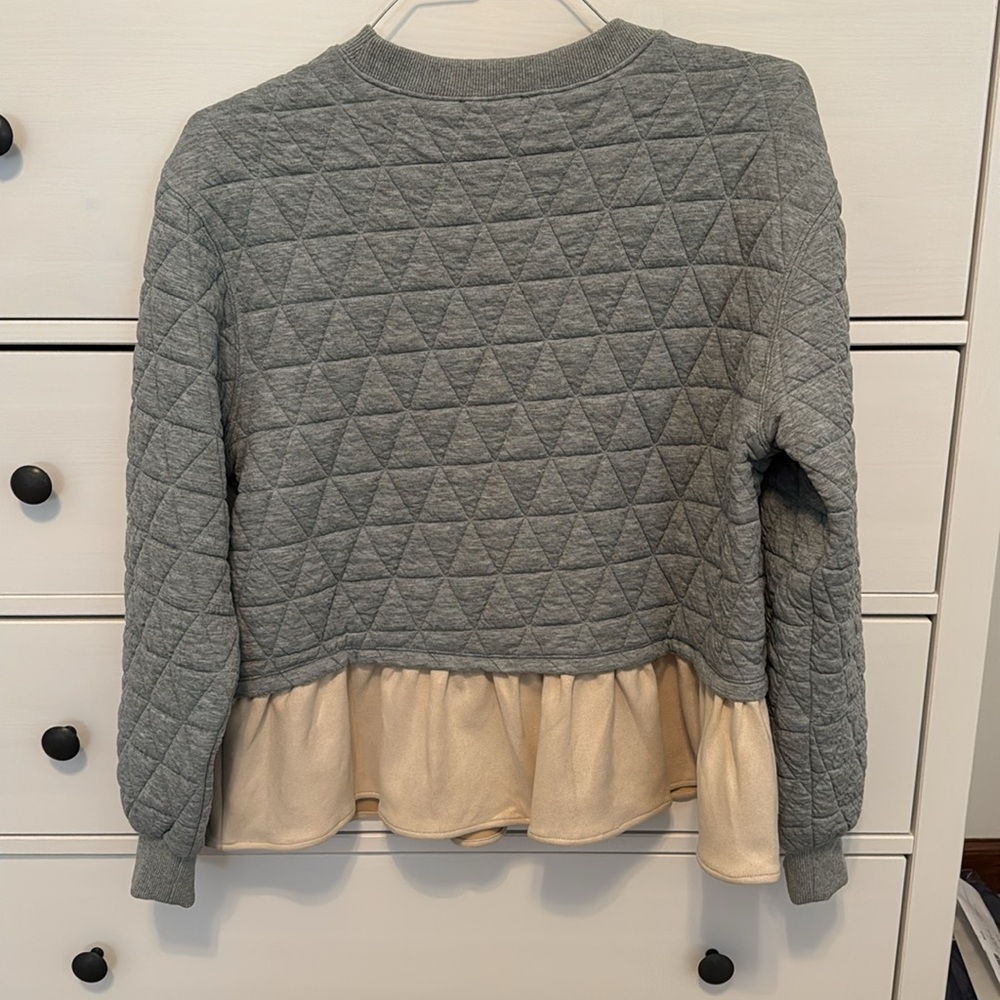 THML Quilted Gray & Cream Layered Sweatshirt Top - Picture 2 of 3